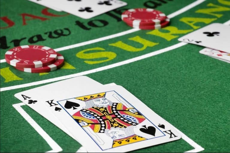 Bangladesh user browsing roulette table sections on apk 7000 mobile